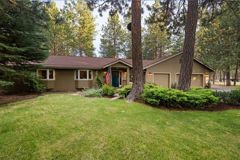 Tiny photo for 14853 Crupper, Sisters, OR 97759 (MLS # 220213272)