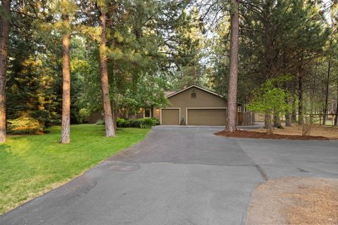 Tiny photo for 14853 Crupper, Sisters, OR 97759 (MLS # 220213272)