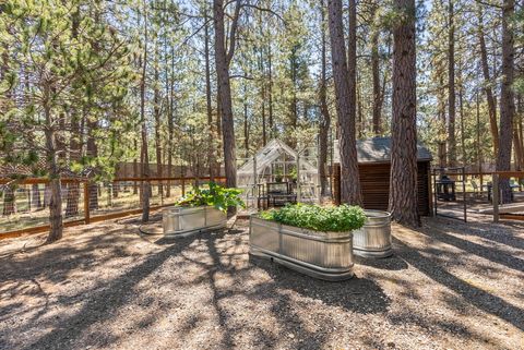 Tiny photo for 14853 Crupper, Sisters, OR 97759 (MLS # 220213272)