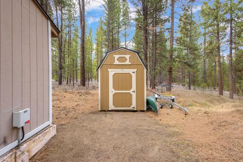 Tiny photo for 15530 Rim Drive, La Pine, OR 97739 (MLS # 220217250)