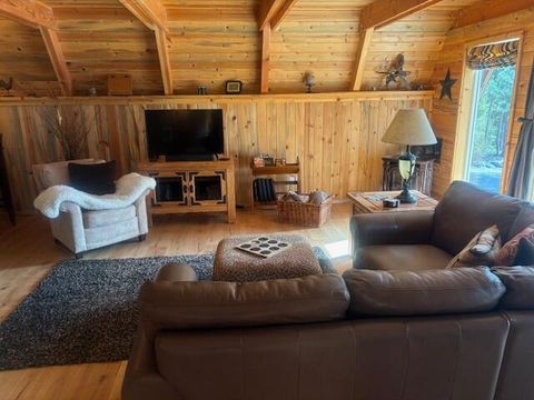 Tiny photo for 19021 Alpine Breeze Way, Crescent Lake, OR 97733 (MLS # 220216754)