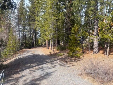 Tiny photo for 19021 Alpine Breeze Way, Crescent Lake, OR 97733 (MLS # 220216754)