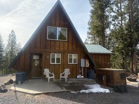 Tiny photo for 19021 Alpine Breeze Way, Crescent Lake, OR 97733 (MLS # 220216754)
