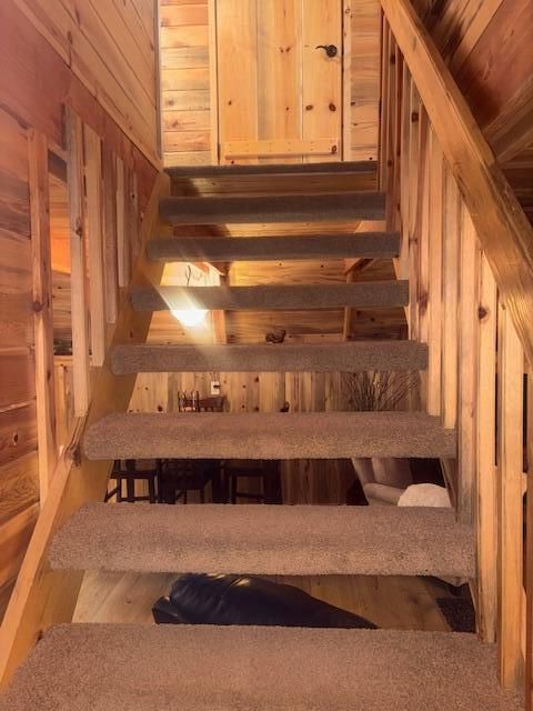 Tiny photo for 19021 Alpine Breeze Way, Crescent Lake, OR 97733 (MLS # 220216754)