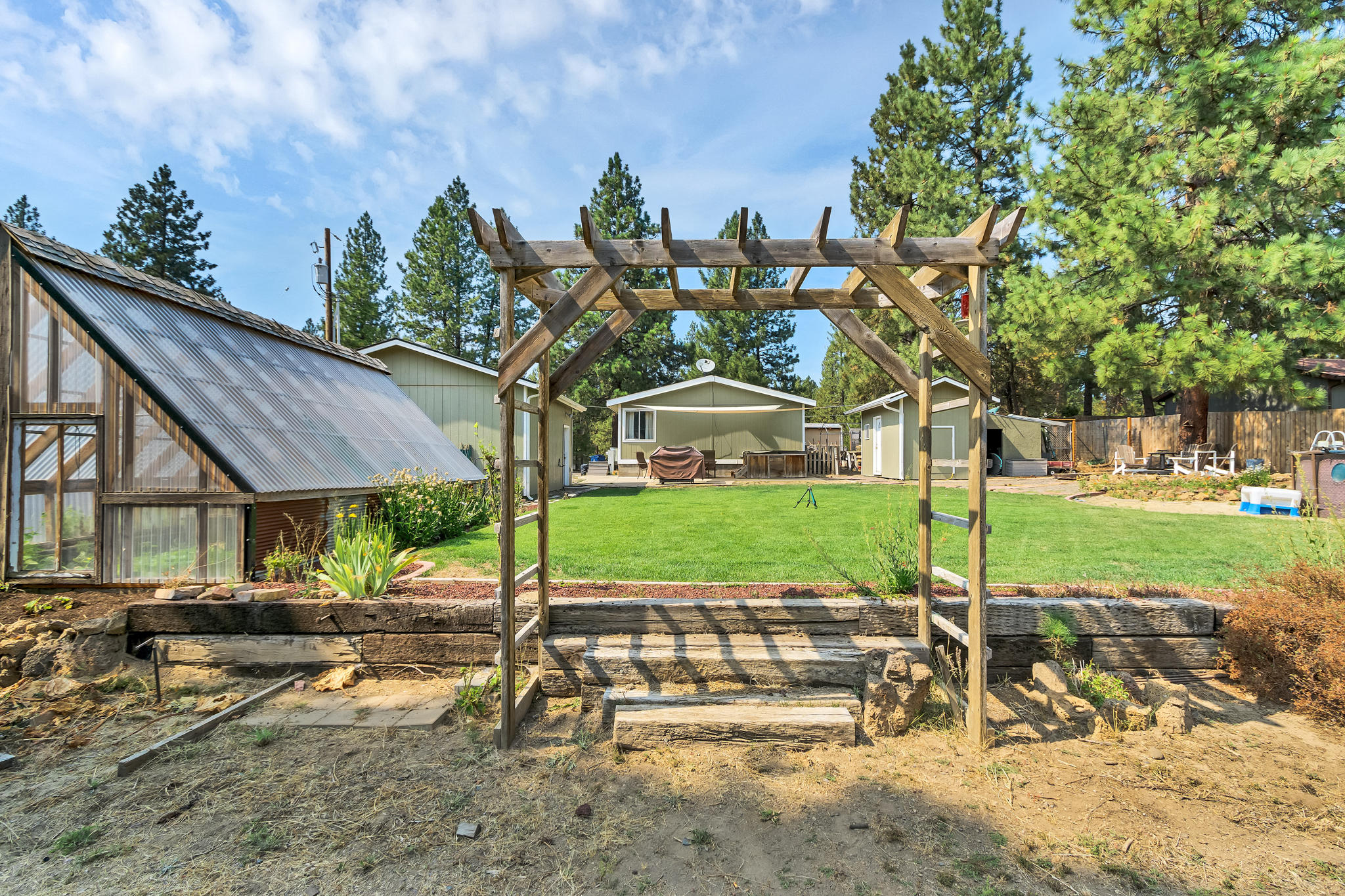 Deschutes RiverWoods - Residential