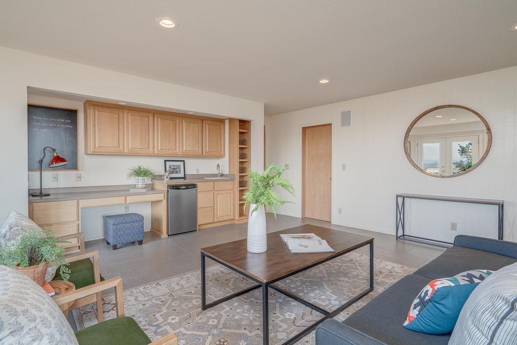 West Hills - Residential