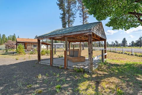 Tiny photo for 50808 S Huntington Road, La Pine, OR 97739 (MLS # 220205675)