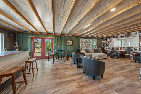 Tiny photo for 50808 S Huntington Road, La Pine, OR 97739 (MLS # 220205675)