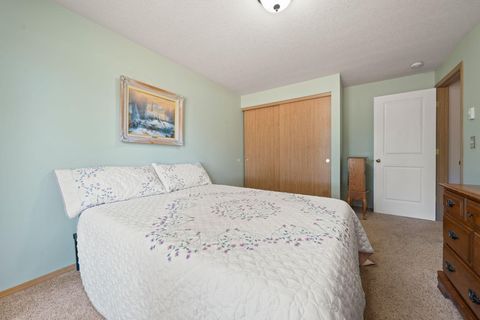 Tiny photo for 50808 S Huntington Road, La Pine, OR 97739 (MLS # 220205675)