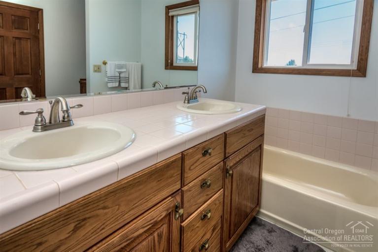 Bentwood Estate - Residential