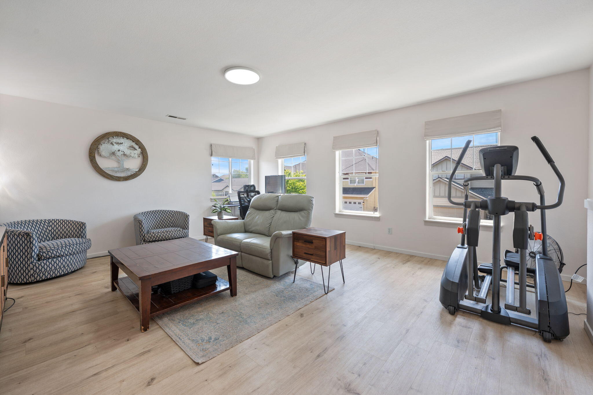 Ni Lah Sha Village - Residential