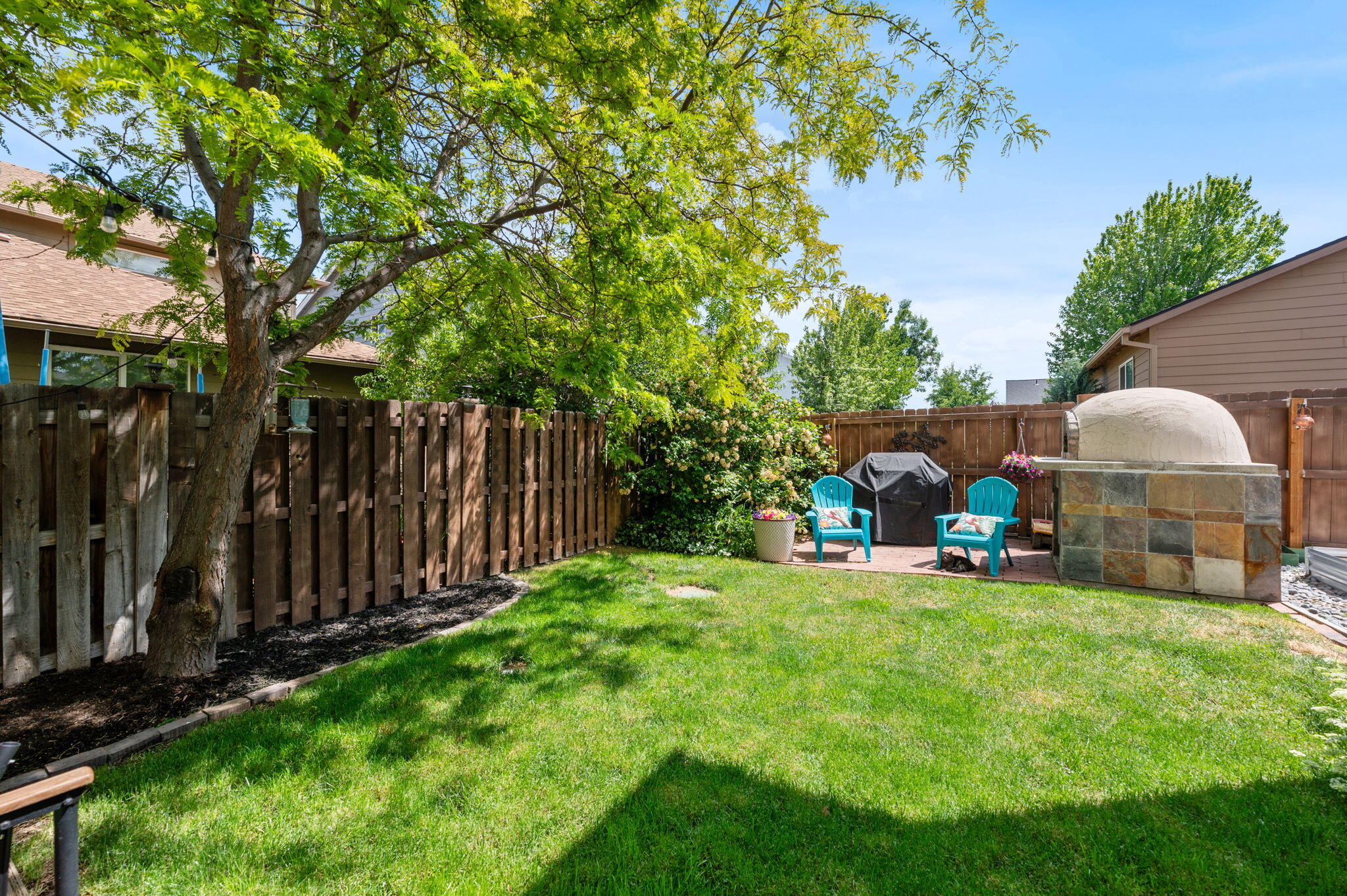 Ni Lah Sha Village - Residential