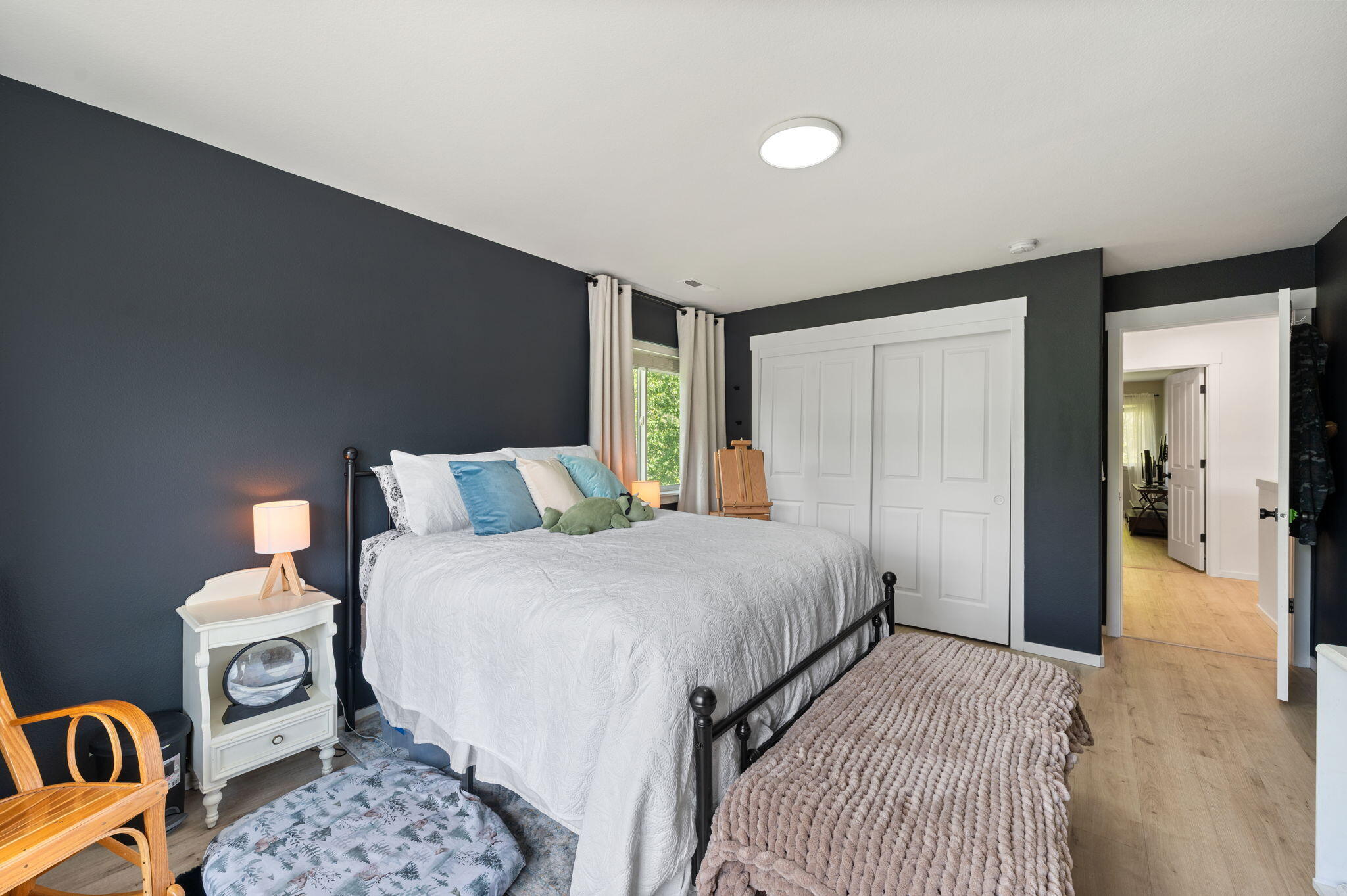 Ni Lah Sha Village - Residential