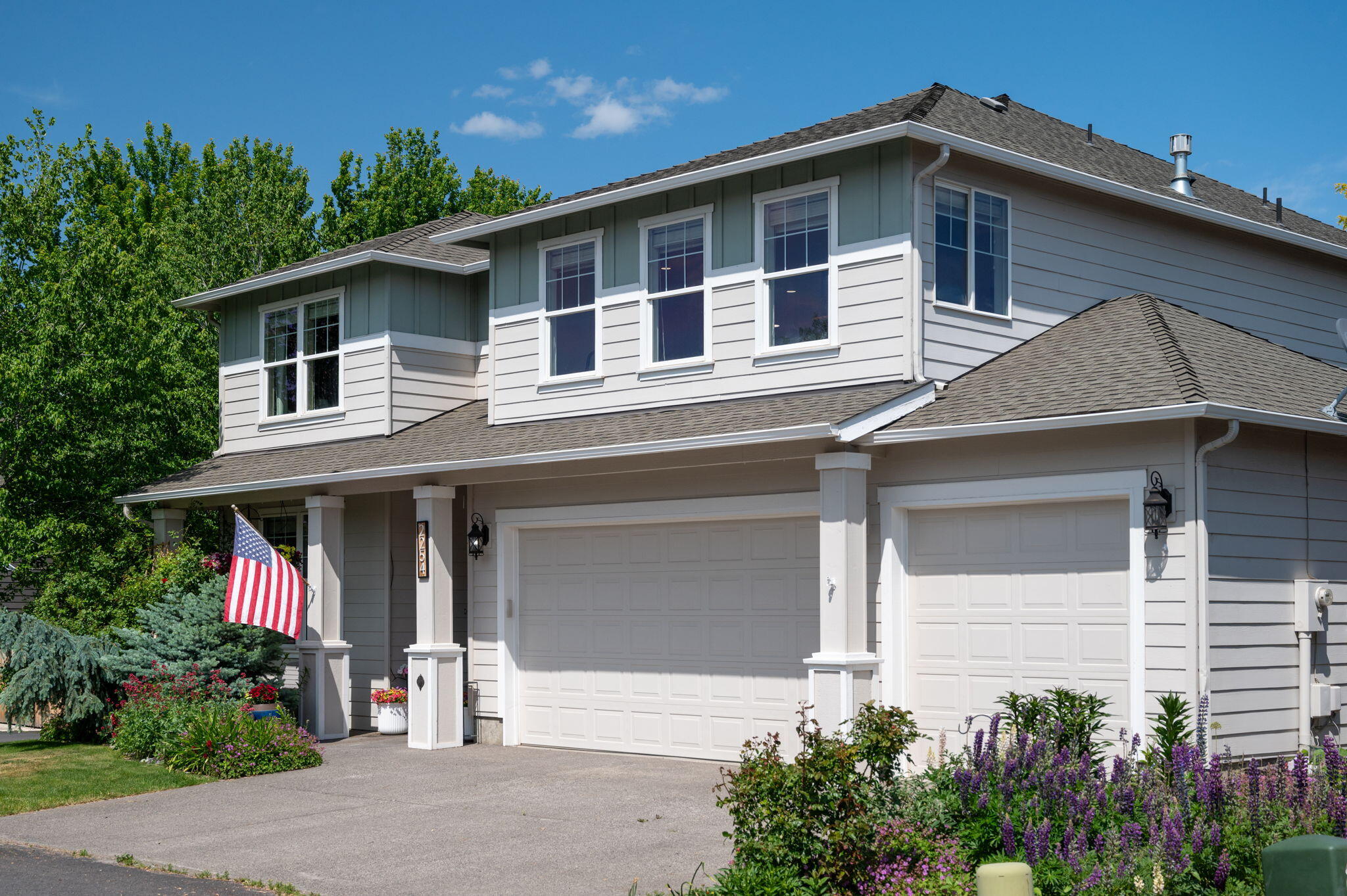 Ni Lah Sha Village - Residential