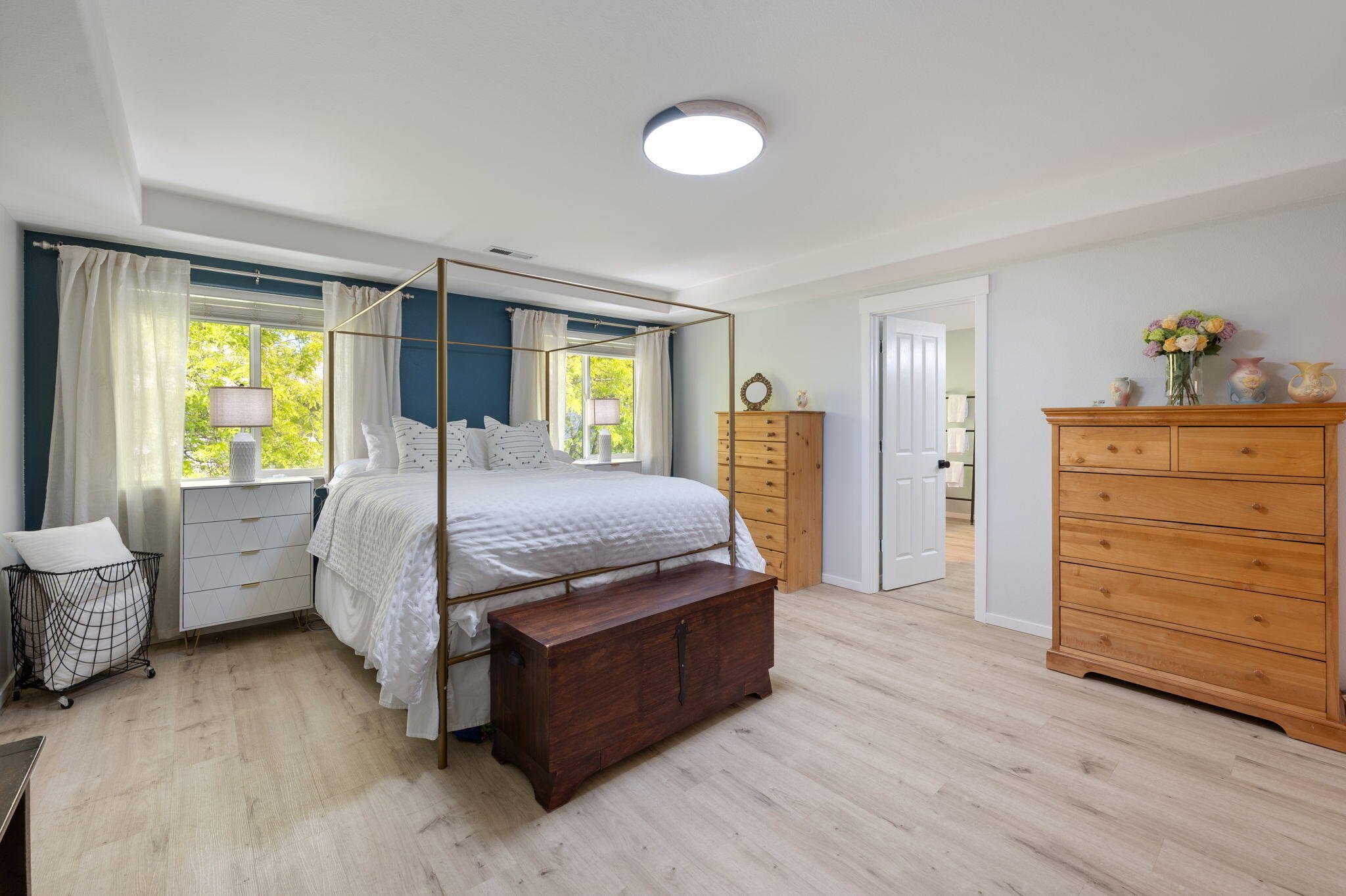 Ni Lah Sha Village - Residential