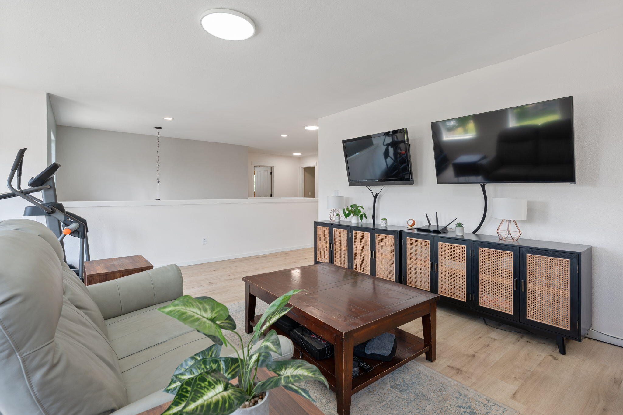 Ni Lah Sha Village - Residential