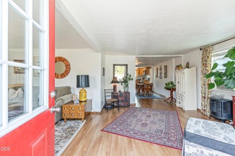 Tiny photo for 845 NW Claypool Street, Prineville, OR 97754 (MLS # 220225958)