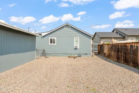 Tiny photo for 845 NW Claypool Street, Prineville, OR 97754 (MLS # 220225958)