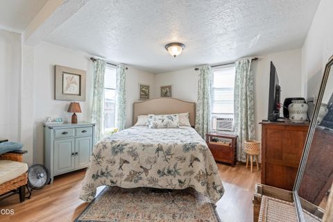 Tiny photo for 845 NW Claypool Street, Prineville, OR 97754 (MLS # 220225958)