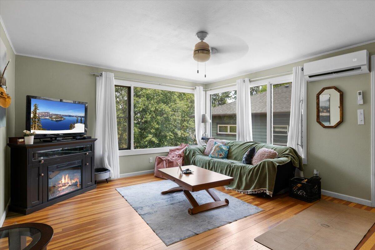 Mountain Pines - Residential