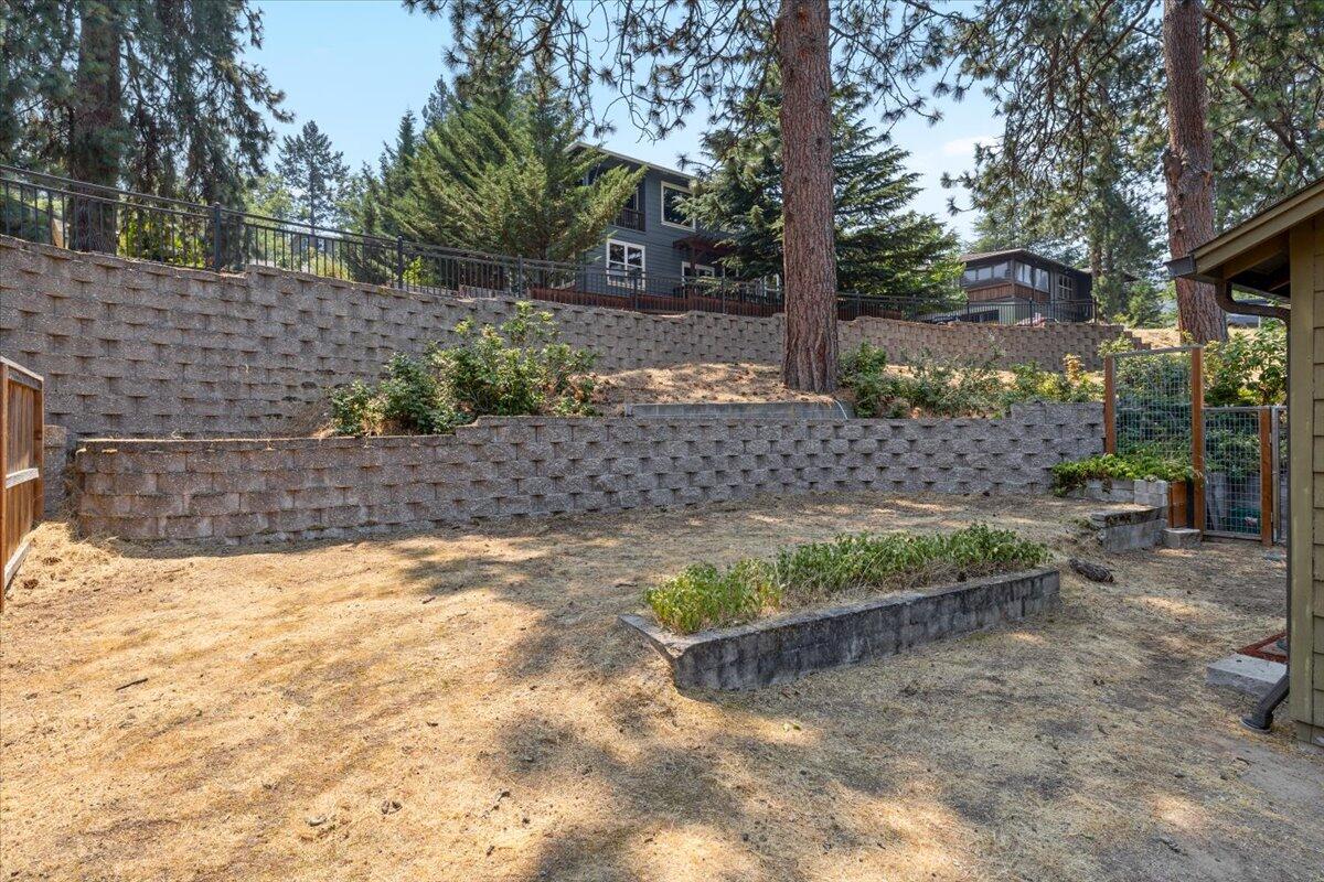 Mountain Pines - Residential