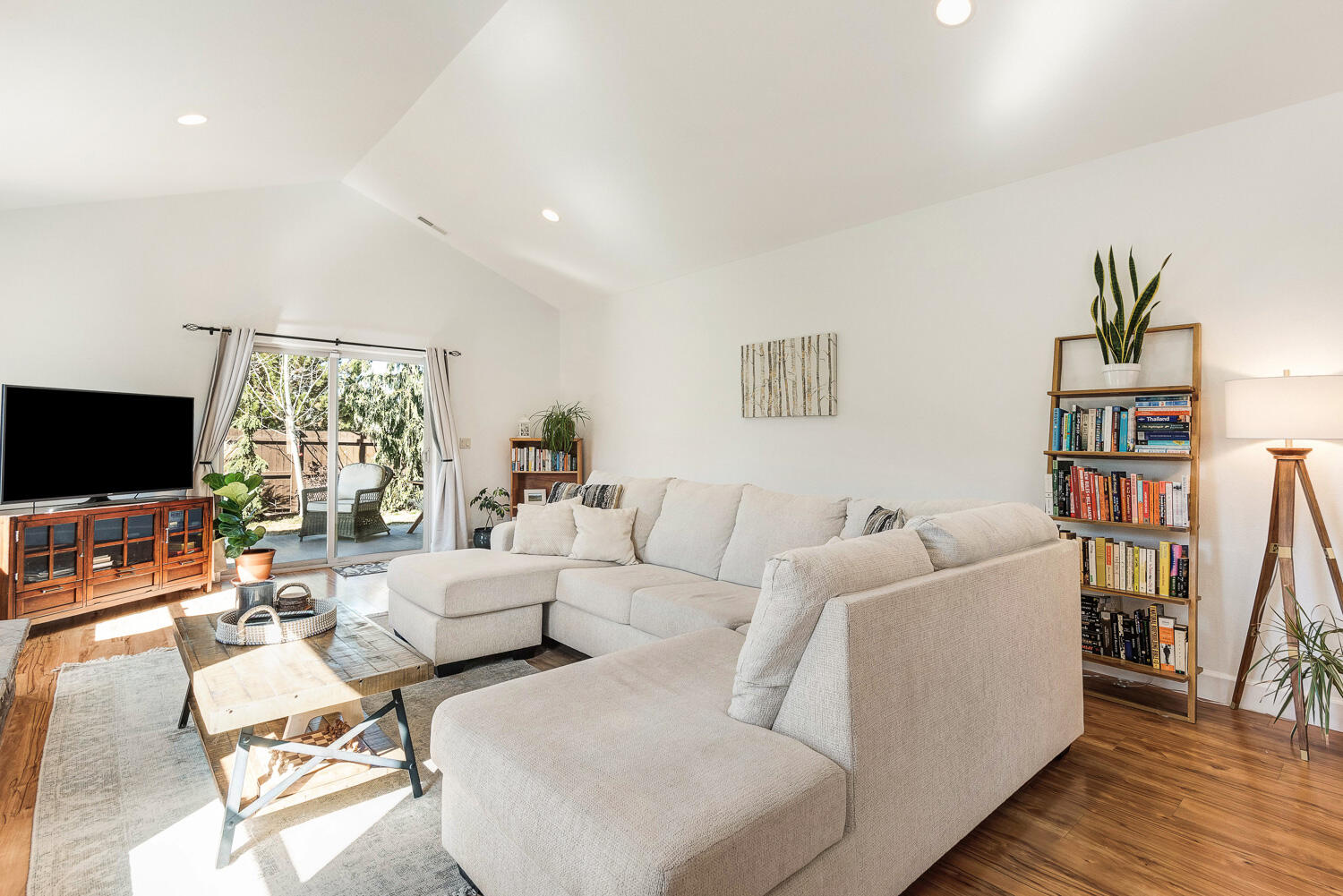 Mirada - Residential