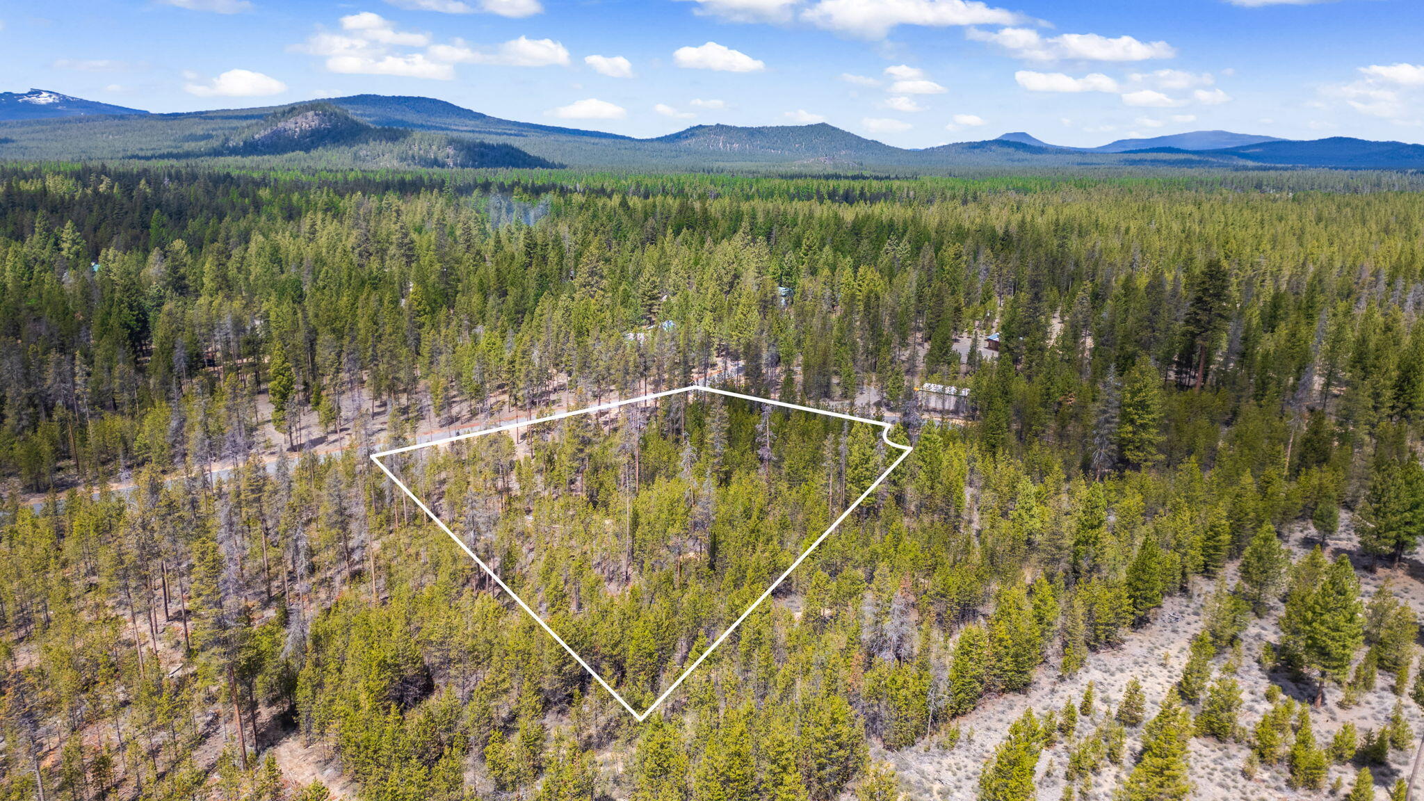 Wagon Trail Acreages - Land