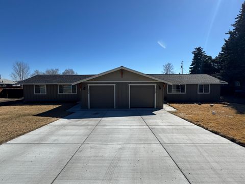 2906 SW Canal Boulevard Redmond OR 97756
