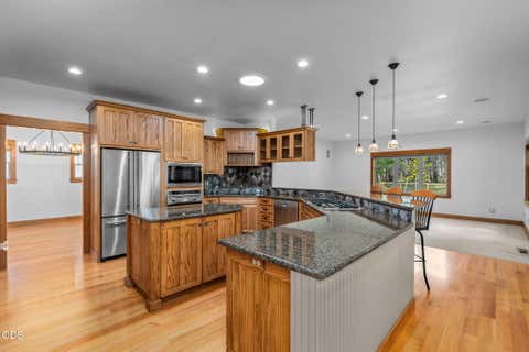 Tiny photo for 69987 West Meadow Parkway, Sisters, OR 97759 (MLS # 220223115)