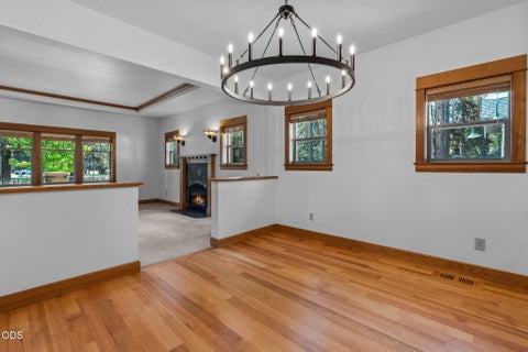 Tiny photo for 69987 West Meadow Parkway, Sisters, OR 97759 (MLS # 220223115)