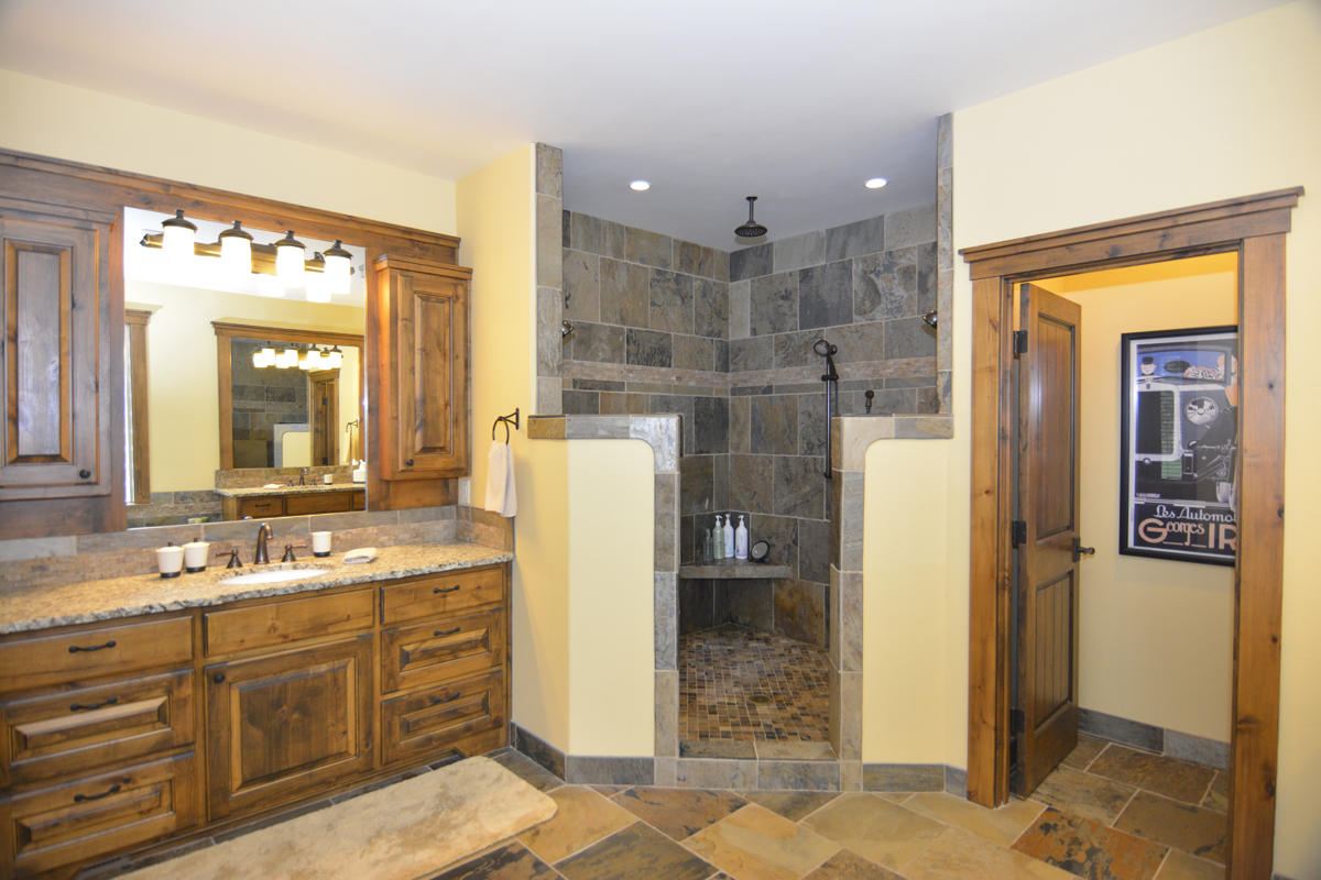 River Forest Acres - Residential