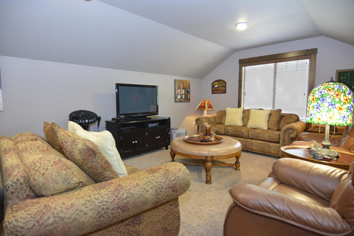 River Forest Acres - Residential