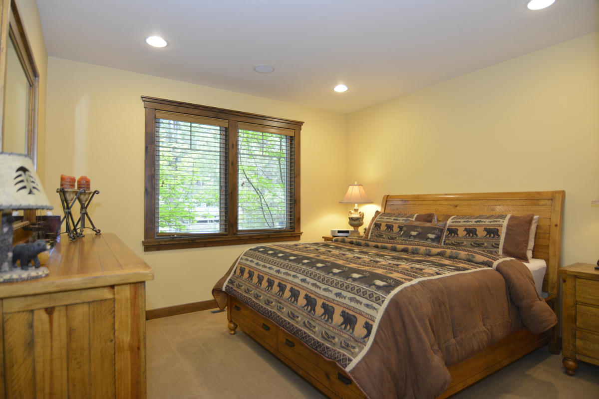 River Forest Acres - Residential