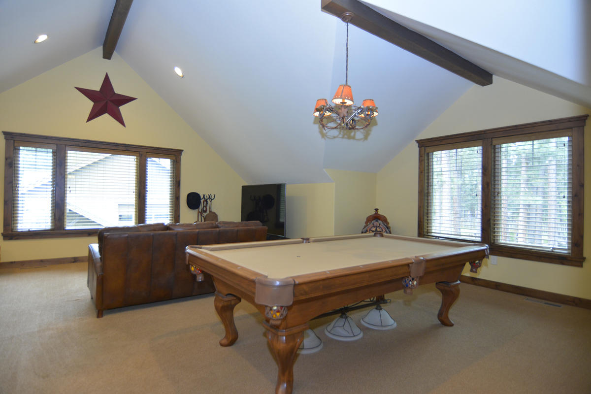 River Forest Acres - Residential