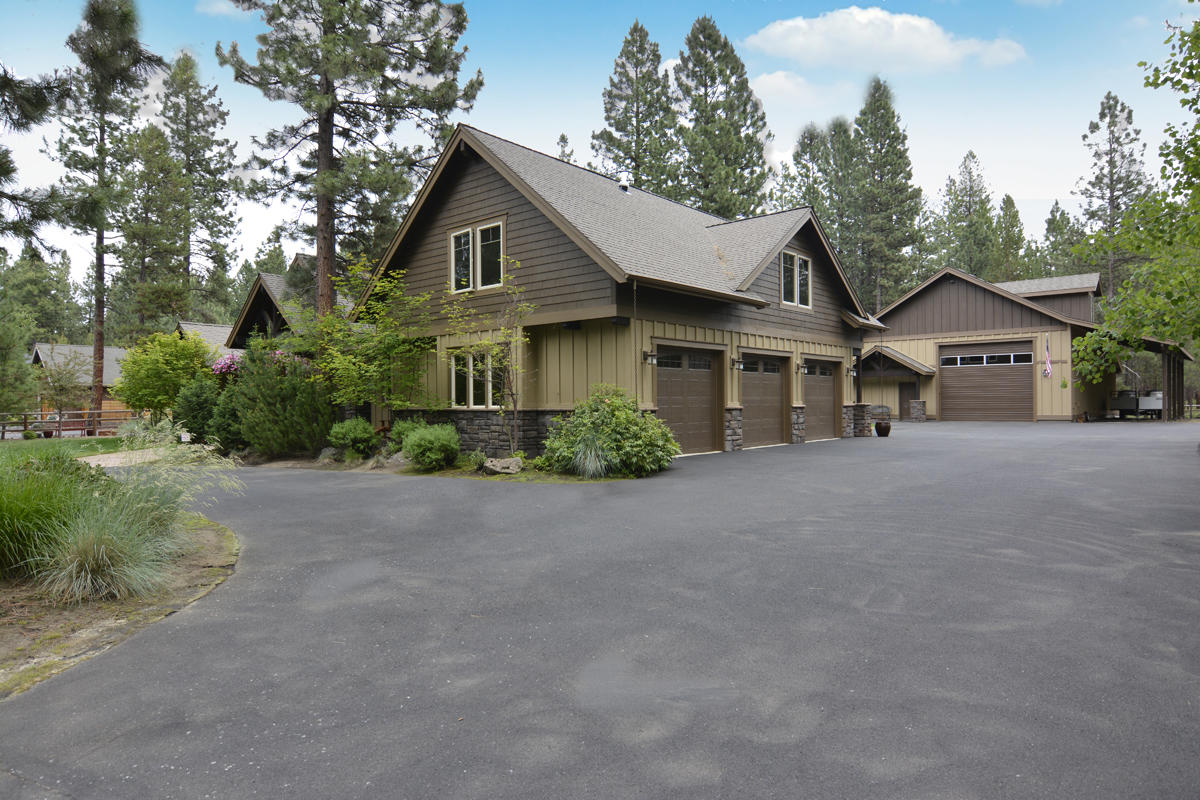 River Forest Acres - Residential