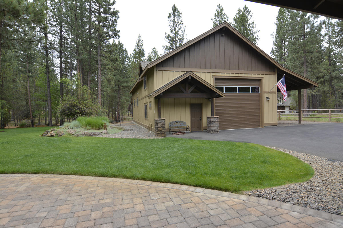 River Forest Acres - Residential