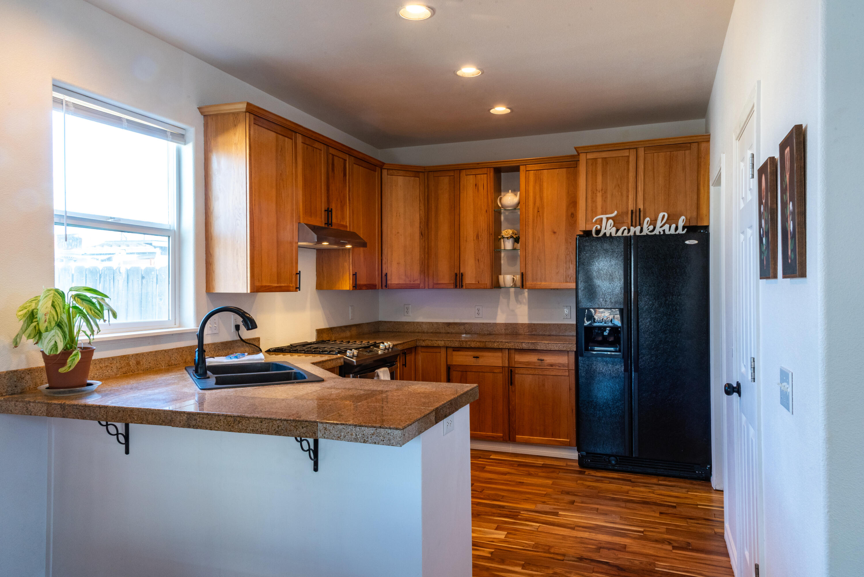 1162 SW Canyon Drive