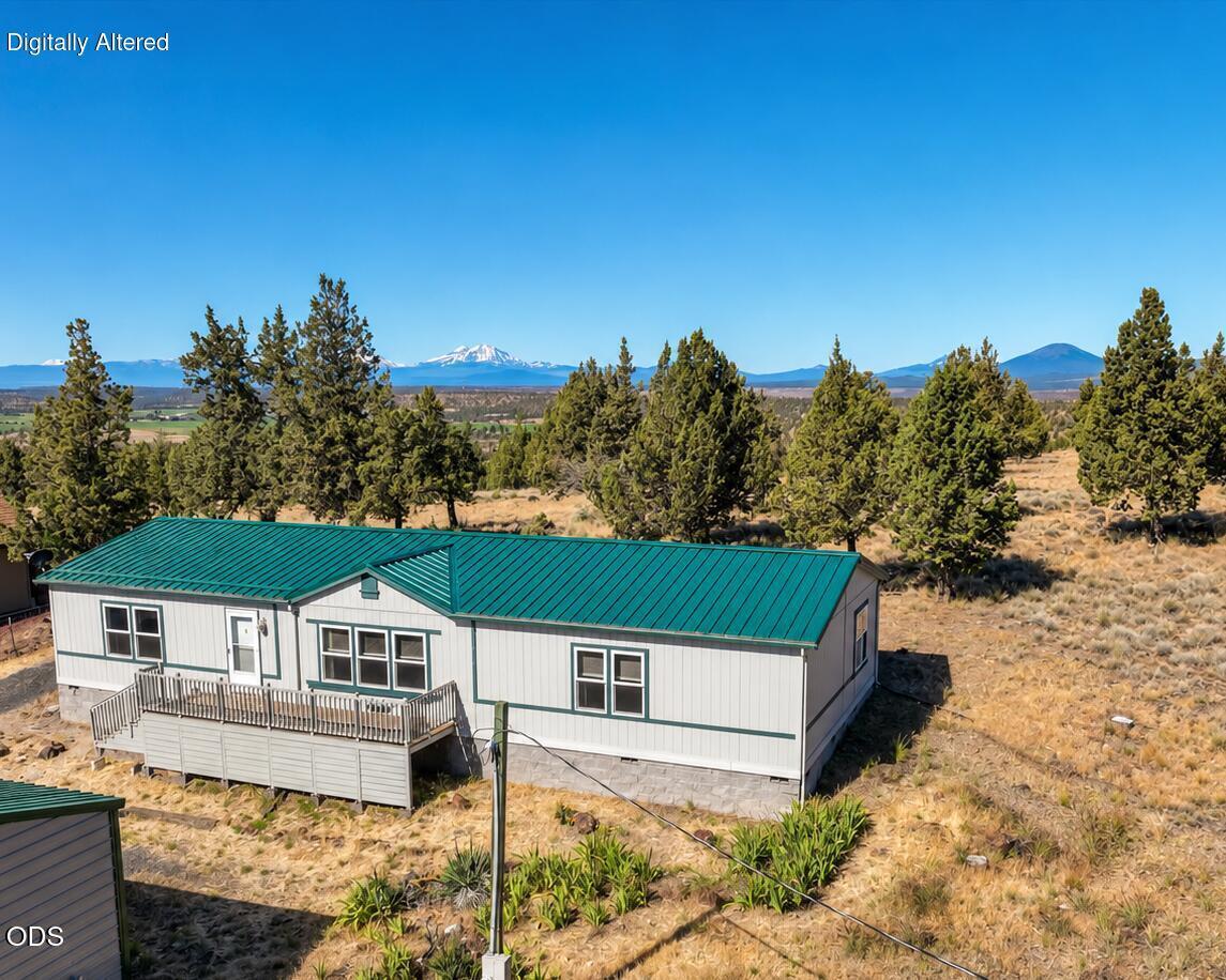 8628 SW Crater Loop Road