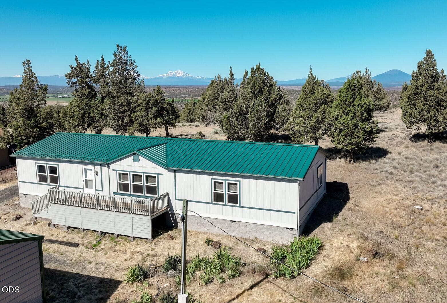 8628 SW Crater Loop Road