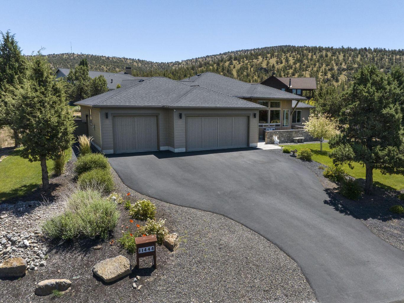 Eagle Crest - Residential