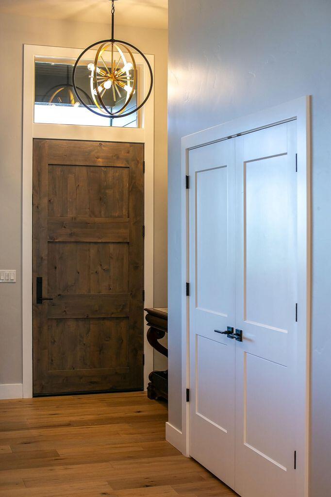 Eagle Crest - Residential