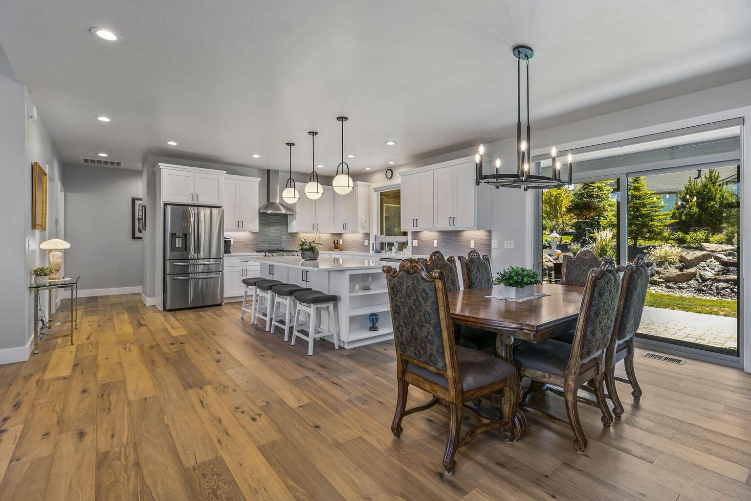 Eagle Crest - Residential