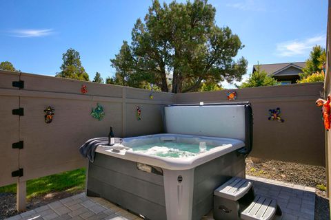 Tiny photo for 11444 Jubel Court, Redmond, OR 97756 (MLS # 220210211)