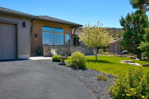 Tiny photo for 11444 Jubel Court, Redmond, OR 97756 (MLS # 220210211)