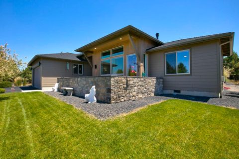 Tiny photo for 11444 Jubel Court, Redmond, OR 97756 (MLS # 220210211)