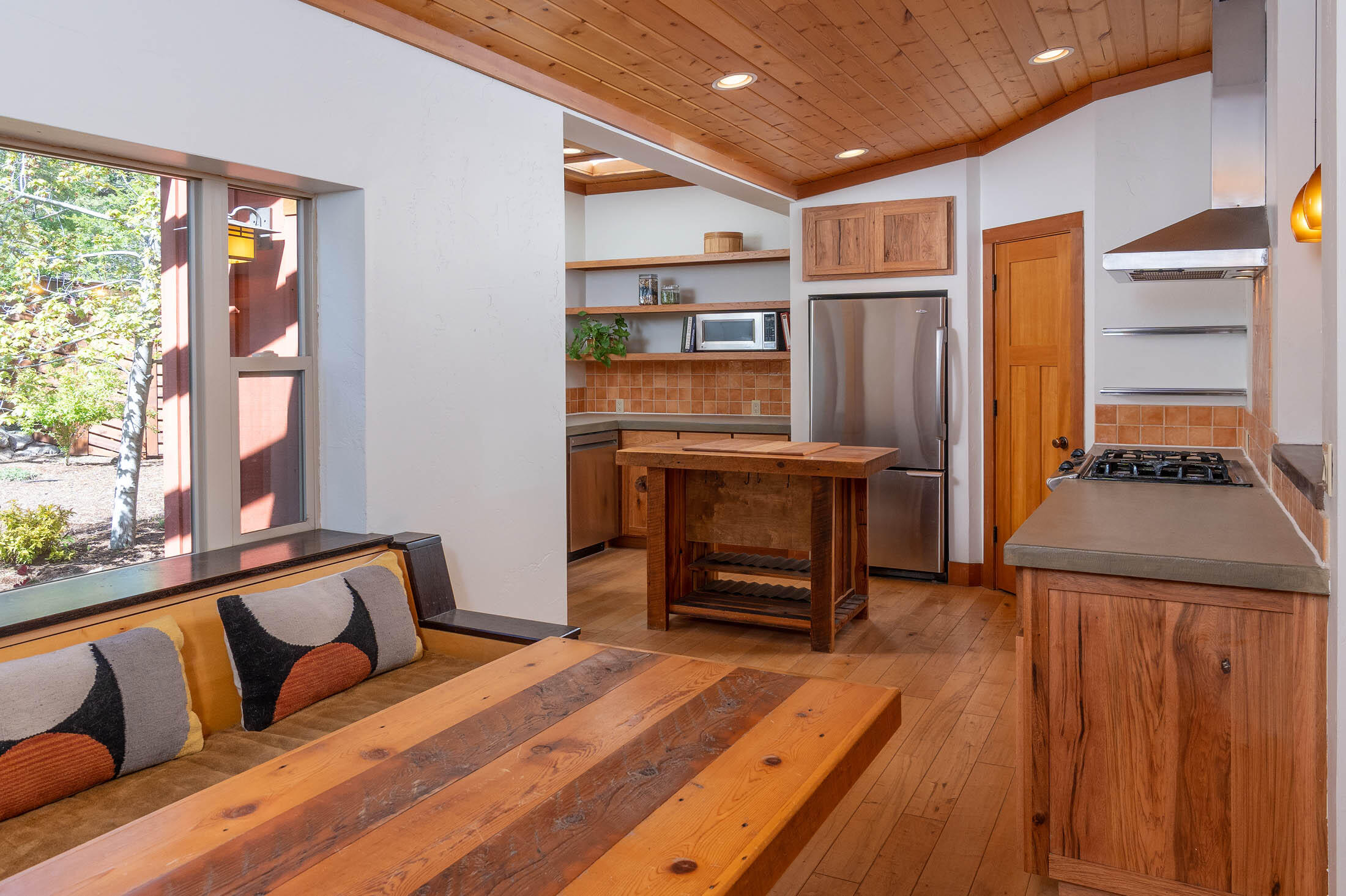 Kenwood Gardens - Residential