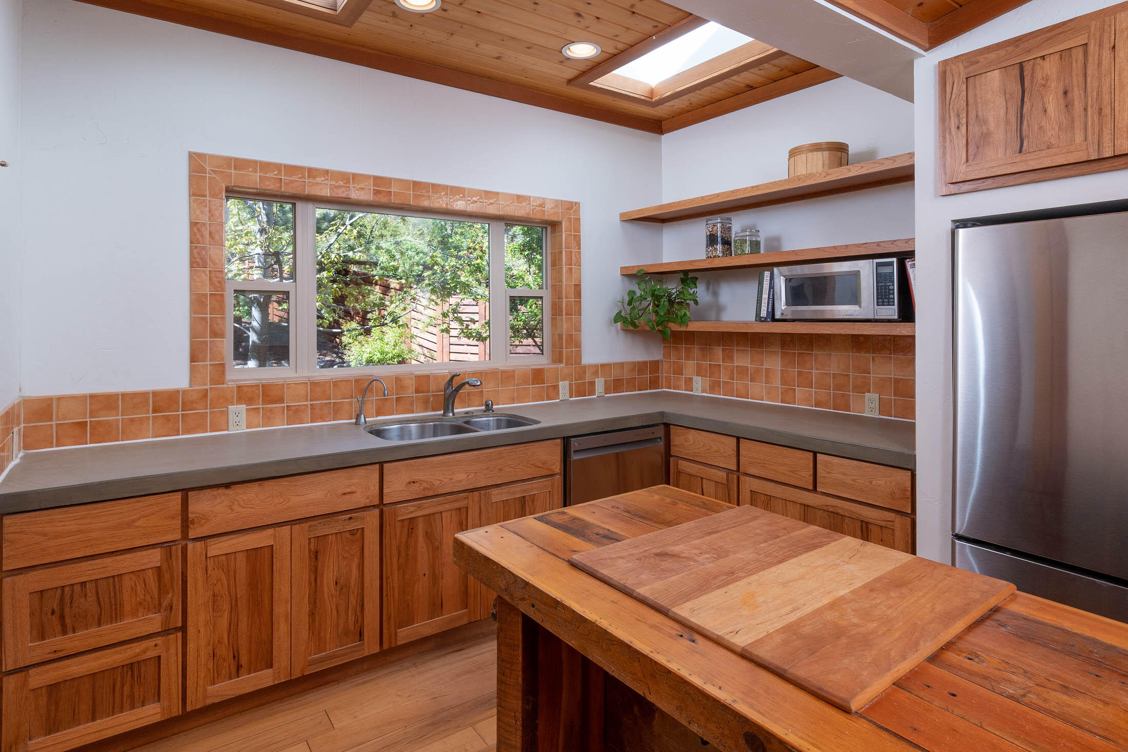 Kenwood Gardens - Residential