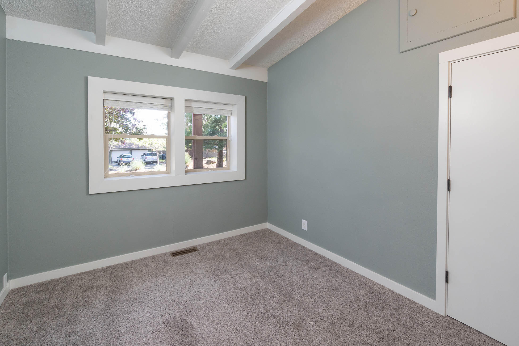 Kenwood Gardens - Residential