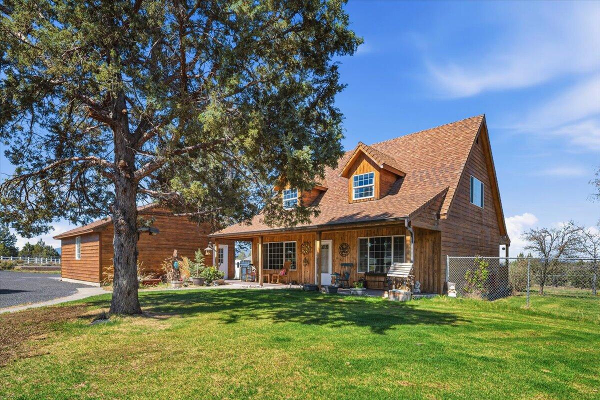 8818 SW Panorama Road