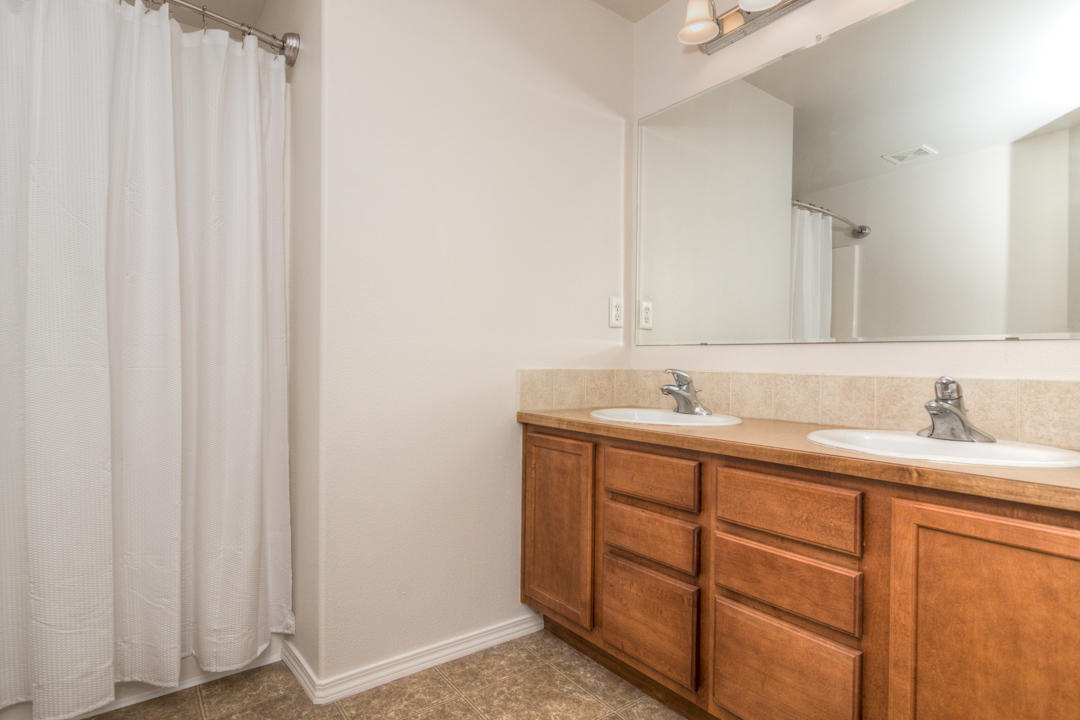 Antler Ridge - Residential